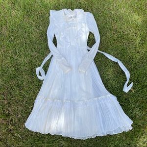 Vintage white victorian prairie Gunne sax dress